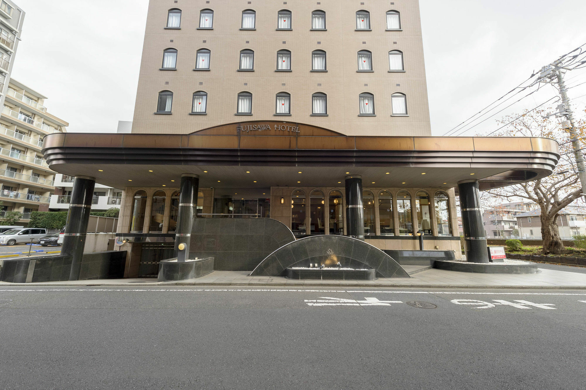 En Hotel Фуджисава Екстериор снимка